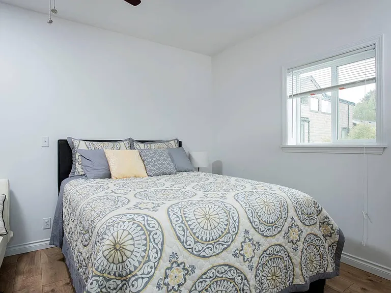5428 Kirkwood Pl N #BACKYARD COTTAGE — Photo 7
