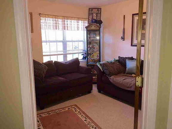 3rd image of 561 Gregory Ct #2