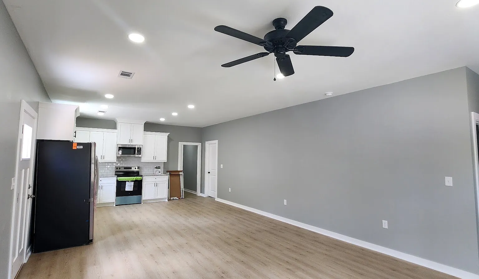 3 bed, 1544 sqft, $1,650 — Photo 3