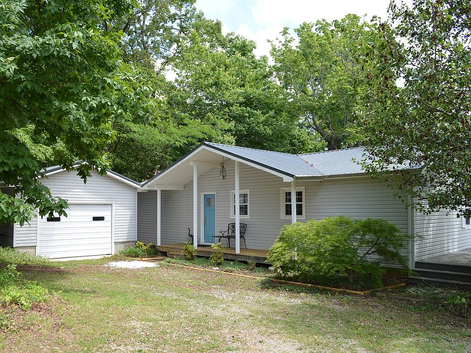 1st image of 321 Tenn Dr