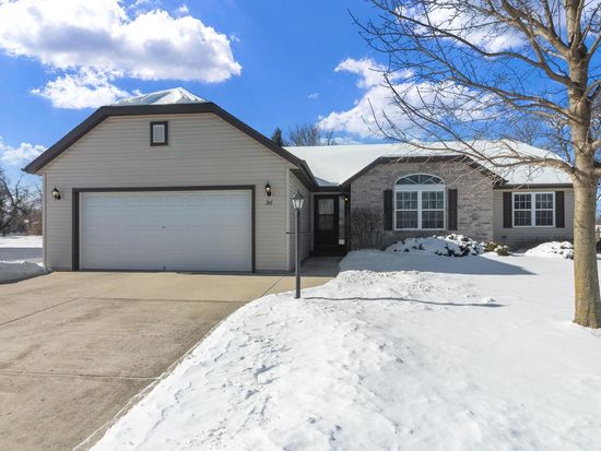 36 West Sedgemeadow STREET, Elkhorn, WI 53121