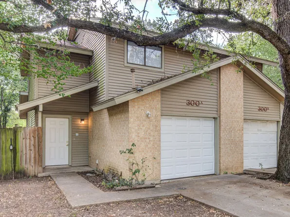 300 Villa Oaks Cir #A, Austin, TX 78745