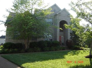 9001 Colebrook Ln, Knoxville, TN 37922