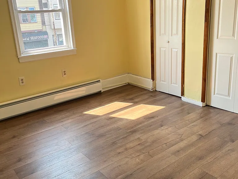 5353 Woodland Ave #2 — Photo 14