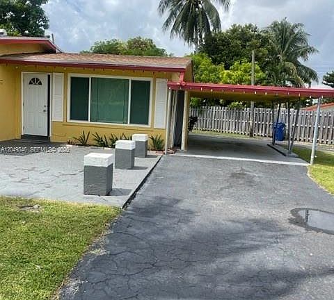 3rd image of 1400 NW 15th Ct