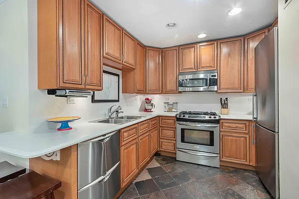 Sold by Brown Harris Stevens | media 7