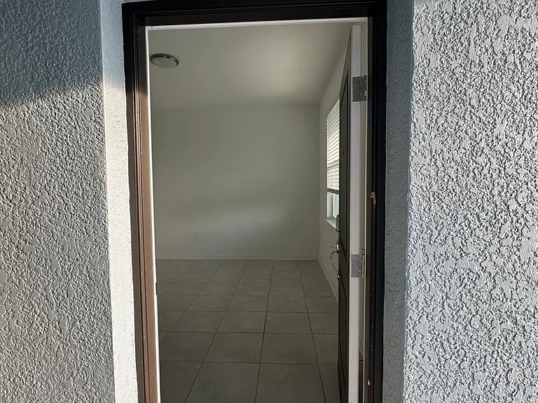 1563 Marksman Rd #B — Photo 5