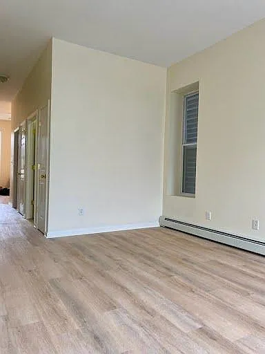 2 bed, 1000 sqft, $1,450 — Photo 3