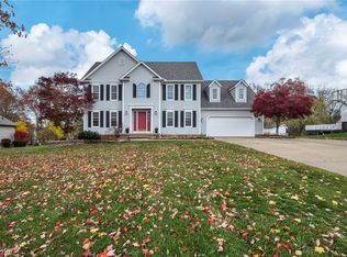 10035 College Park Dr, Mentor, OH 44060