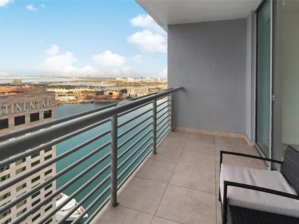 335 Biscayne Blvd #4100, Miami, FL 33131