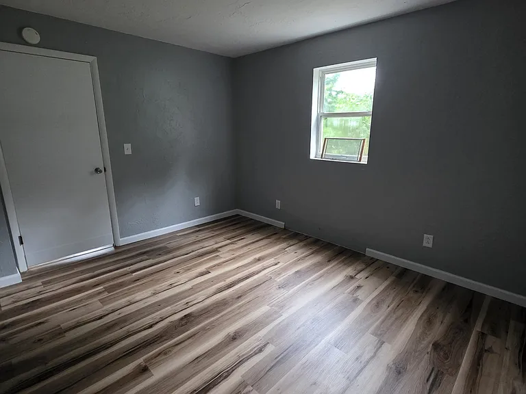 111 Walnut St #1 — Photo 6