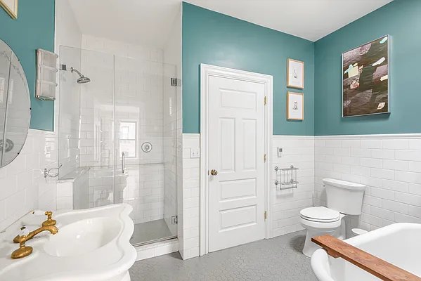 Sold by Corcoran | media 15