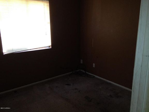 4th image of 5702 N 69th Ave