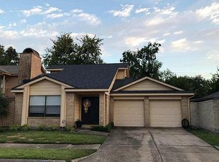 7803 Royan Dr, Houston, TX 77071
