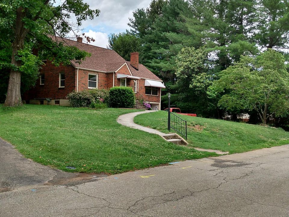 1st image of 2801 Fleetwood Ave SW