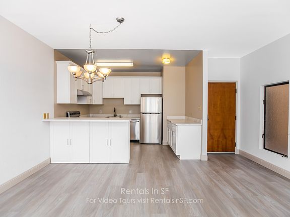 5th image of 819 S Van Ness Ave APT 4