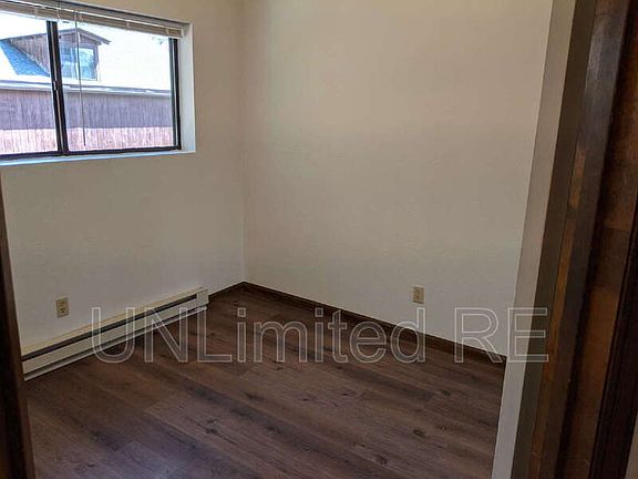 3rd image of 321 N Park St #B
