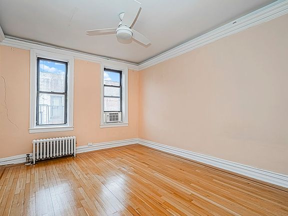 5th image of 3105 Brighton 3rd St #6