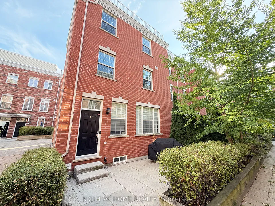 1 Fairhead Mews