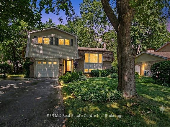 3rd image of 23 Northwood Cres