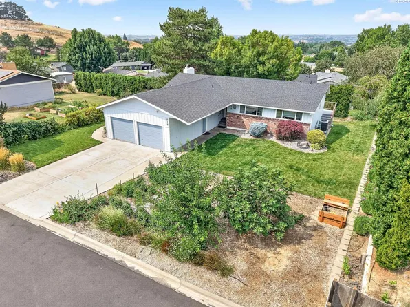 918 Roza Vista Dr, Prosser, WA 99350