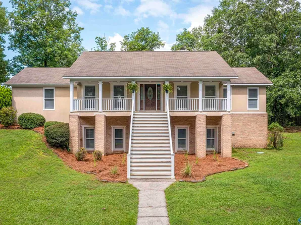 328 Lamar Ave, Glencoe, AL 35905