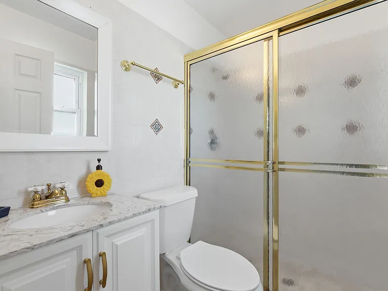 2227 Montclair Dr #1 — Photo 9