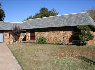 11105 NW 114th St, Yukon, OK 73099