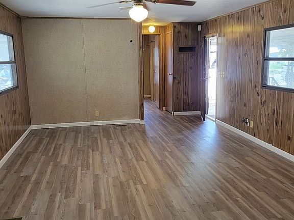 4th image of 8434 BRAEWICK DR