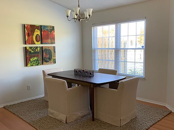5th image of 8625 Flagstone Way