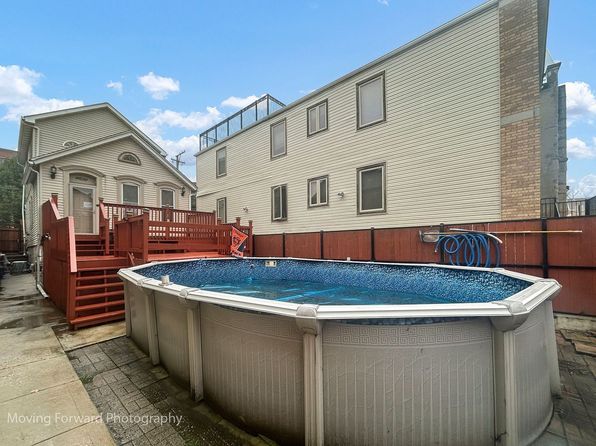 919 W 18th Pl, Chicago, IL 60608