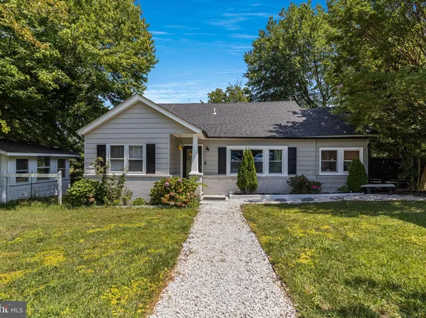 37526 River Springs Rd, Avenue, MD 20609