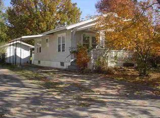 542 S Volutsia St, Wichita, KS 67211