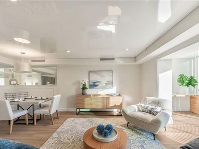 222 Harbour DR #106, Naples, FL, 34103