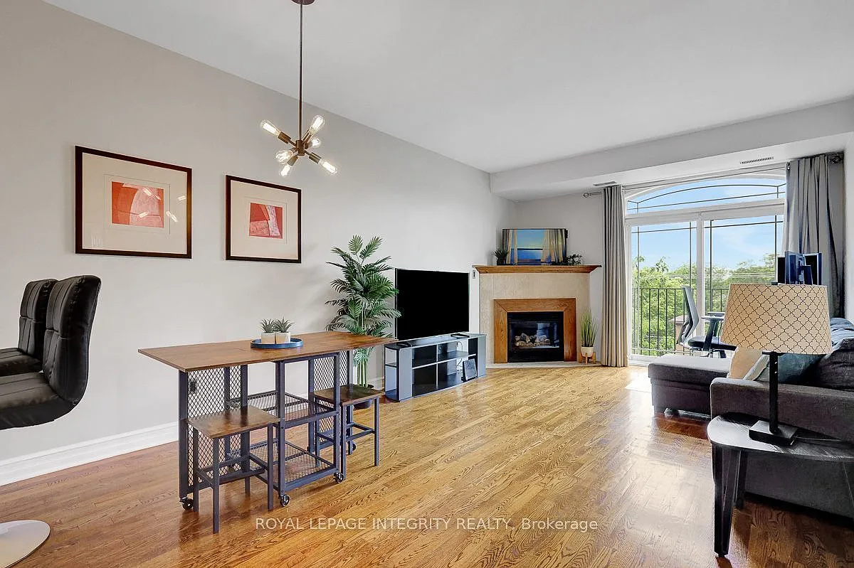2 bed, $2,800 — Photo 3