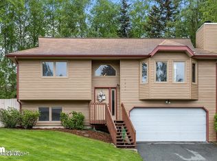 9237 W Parkview Terrace Loop, Eagle River, AK 99577