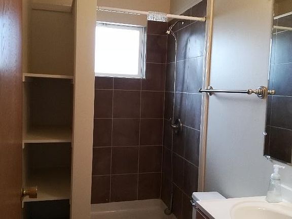 2nd image of 313 Hillcrest Dr #A