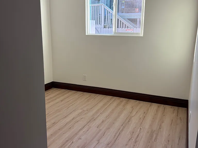 505 Rose Ave — Photo 7