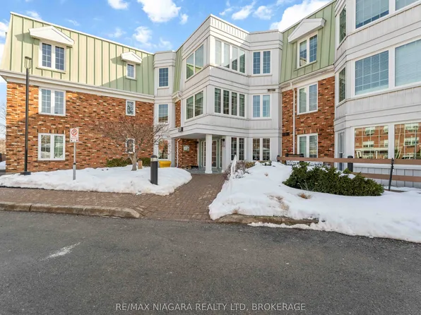 3420 Frederick Ave #210, Lincoln, ON L0R 2C0