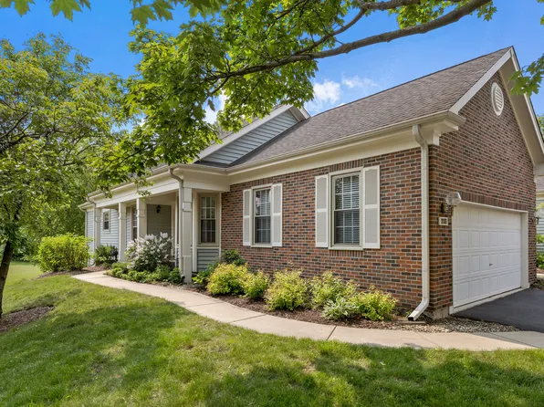 235 Parktrail Ct, Schaumburg, IL 60173