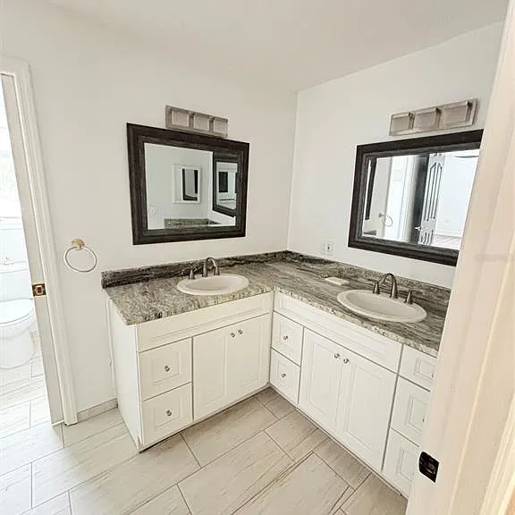7910 Kennedy Ln — Photo 10
