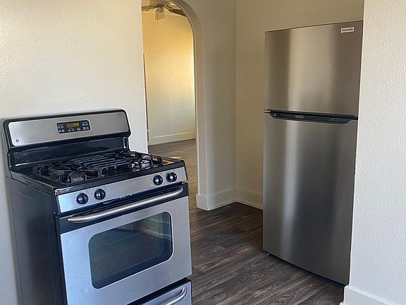 2nd image of 1637 1/2 C St