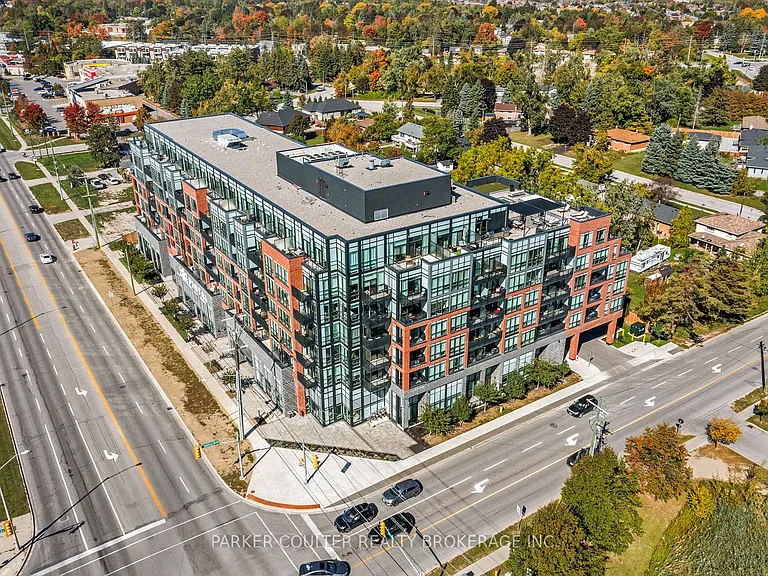 681 Yonge St #114 — Photo 1