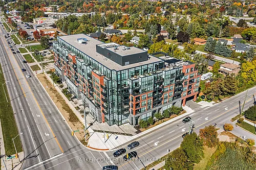 681 Yonge St Photo 1