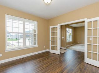65 Beechnut Woods Ct, Saint Peters, MO 63376
