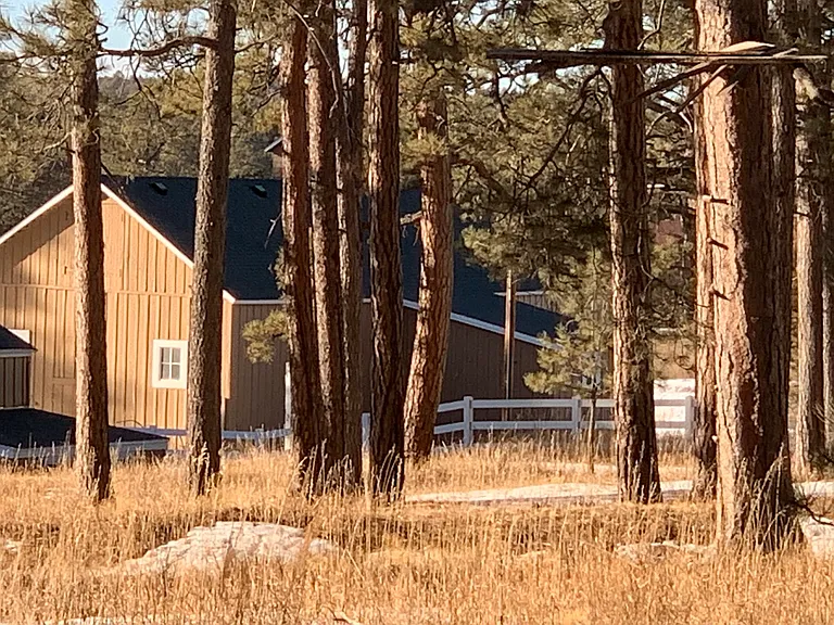 E Coachman Dr — Photo 2