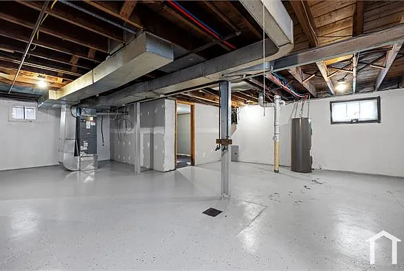 6176 Sherry Ave — Photo 20