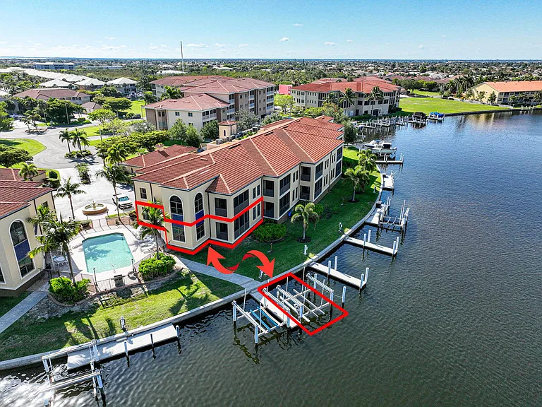 Outline of unit and dock.