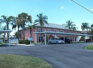 4550 SE 5th Pl APT 103, Cape Coral, FL 33904