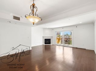 11911 1/2 Mayfield St #PENTHOUSE 8, Los Angeles, CA 90049